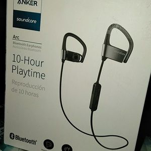 Anker Soundcore headphones arc.